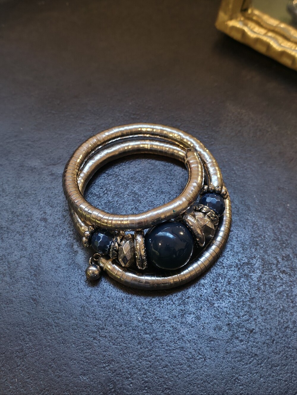 Vintage 1990s/Y2K Silver Tone Tubogas Coil Wrap Bracelet with Navy Statement Bea